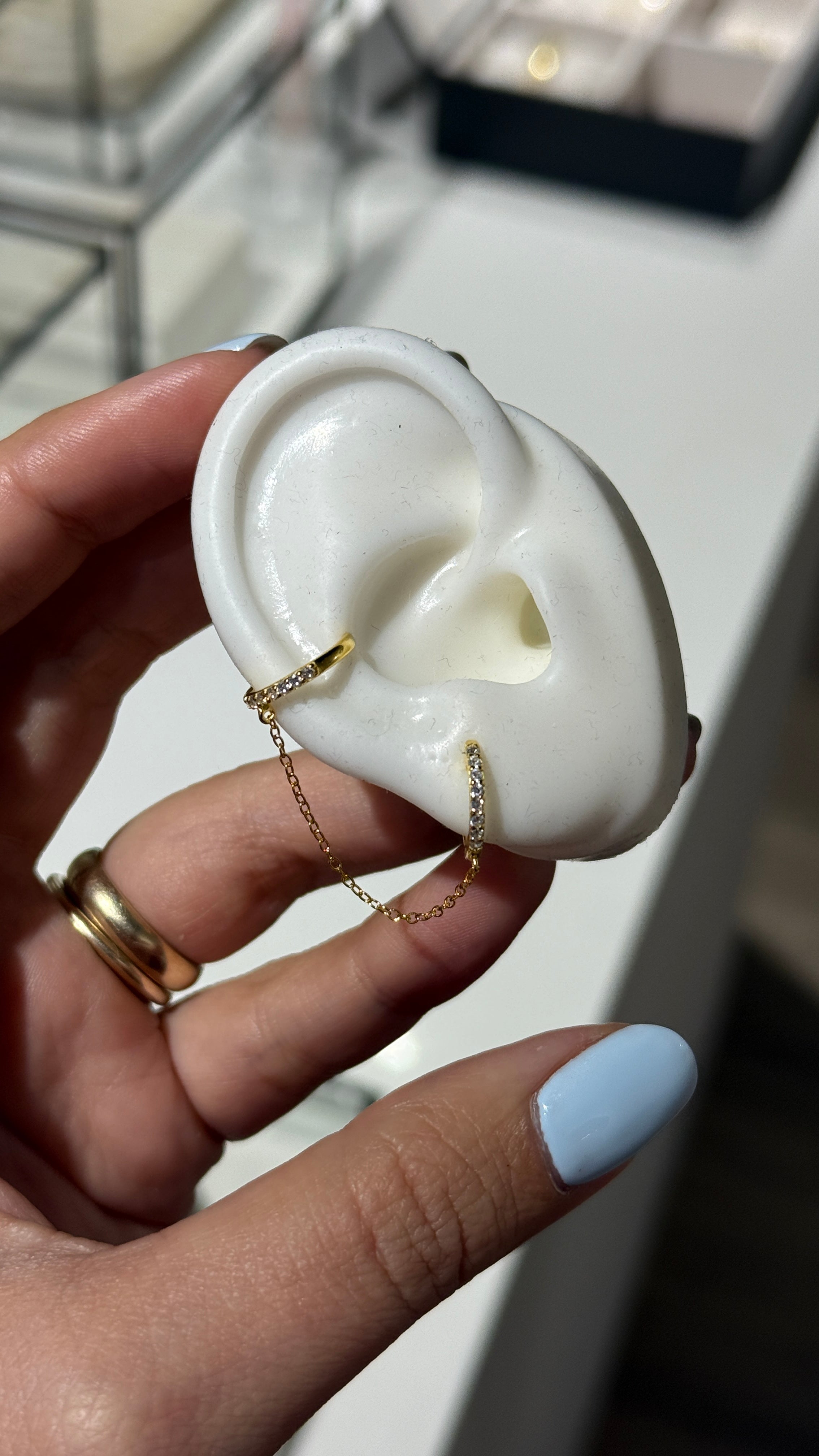 Ear cuff gold cadena