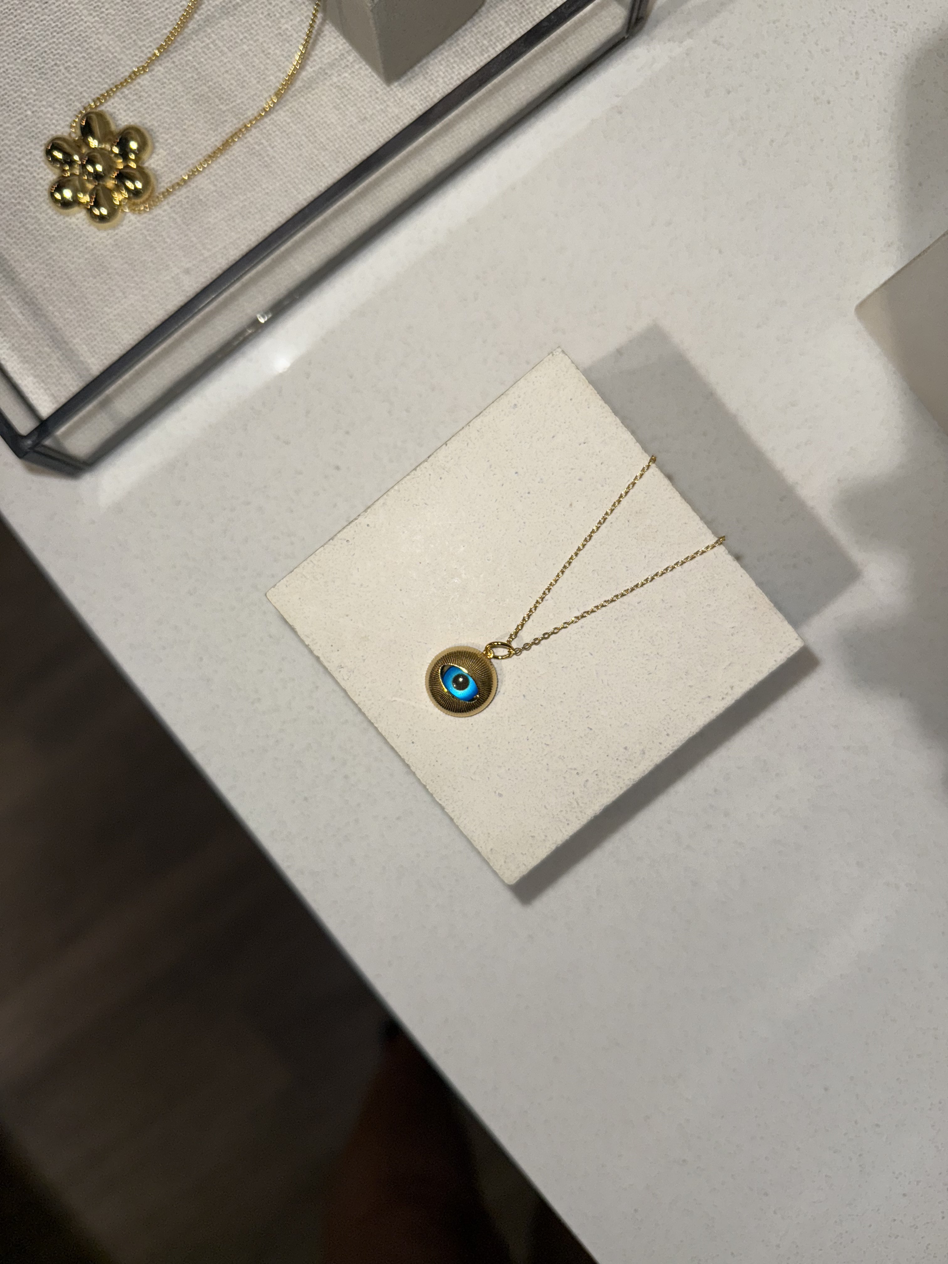Collar ojo gold