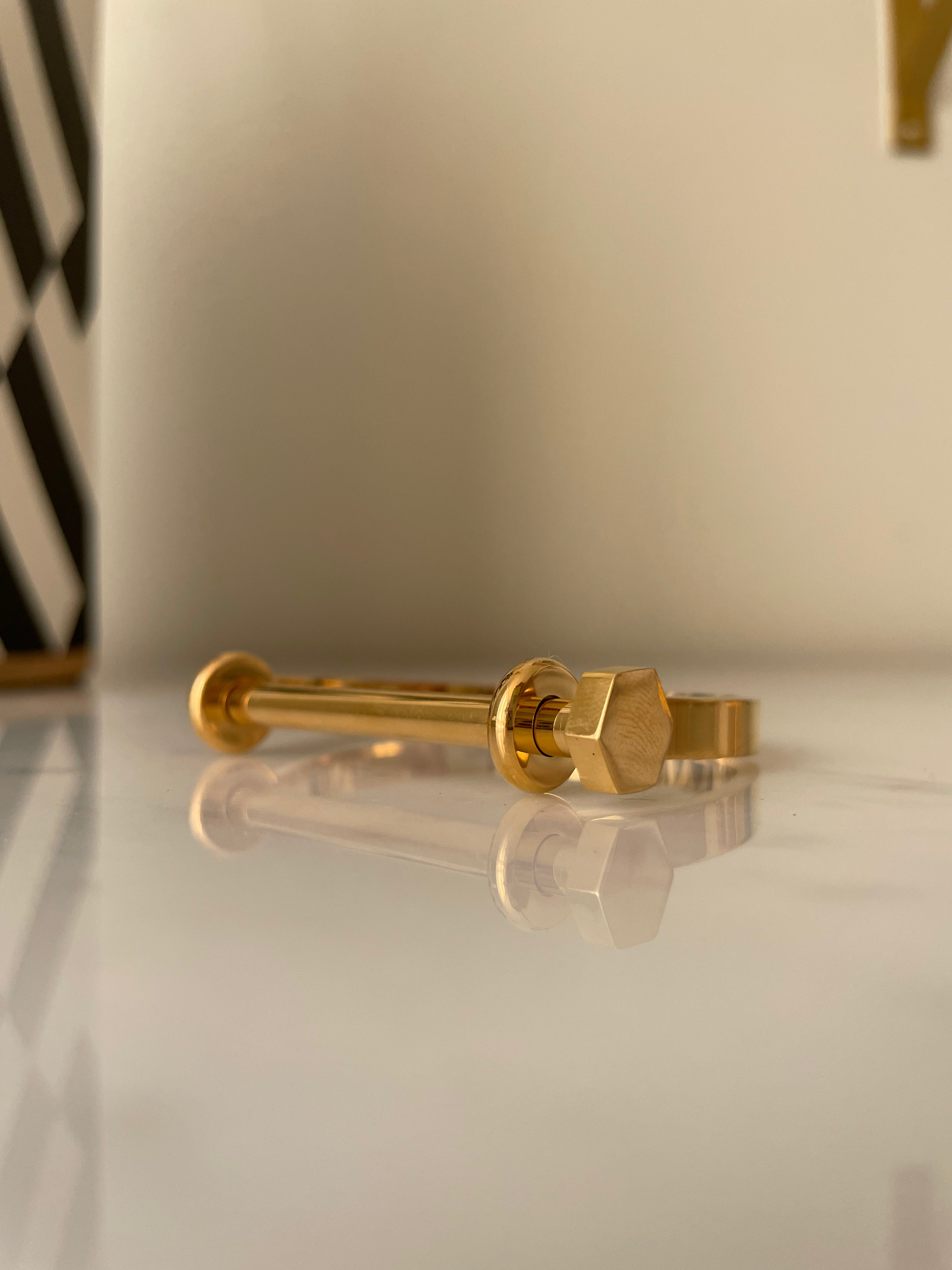 Pulsera tornillo
