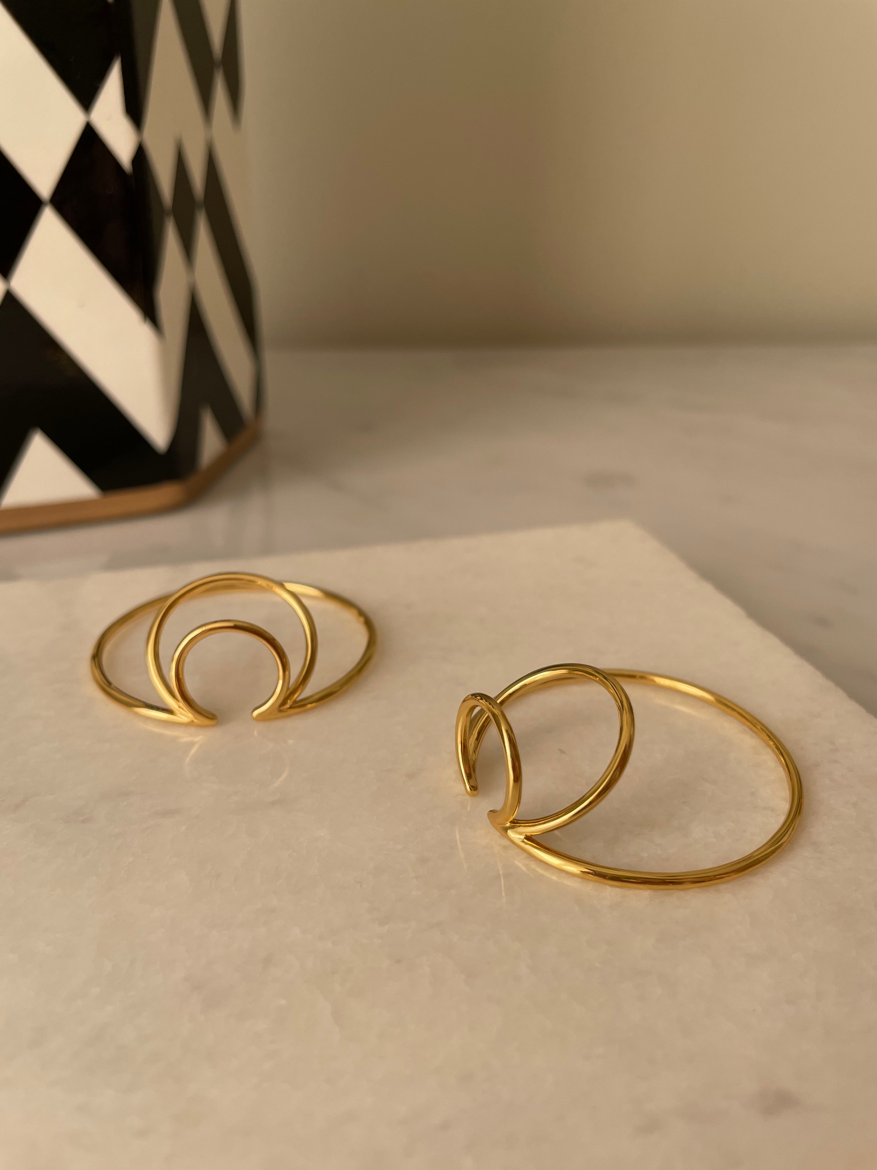 Ear cuff actitud