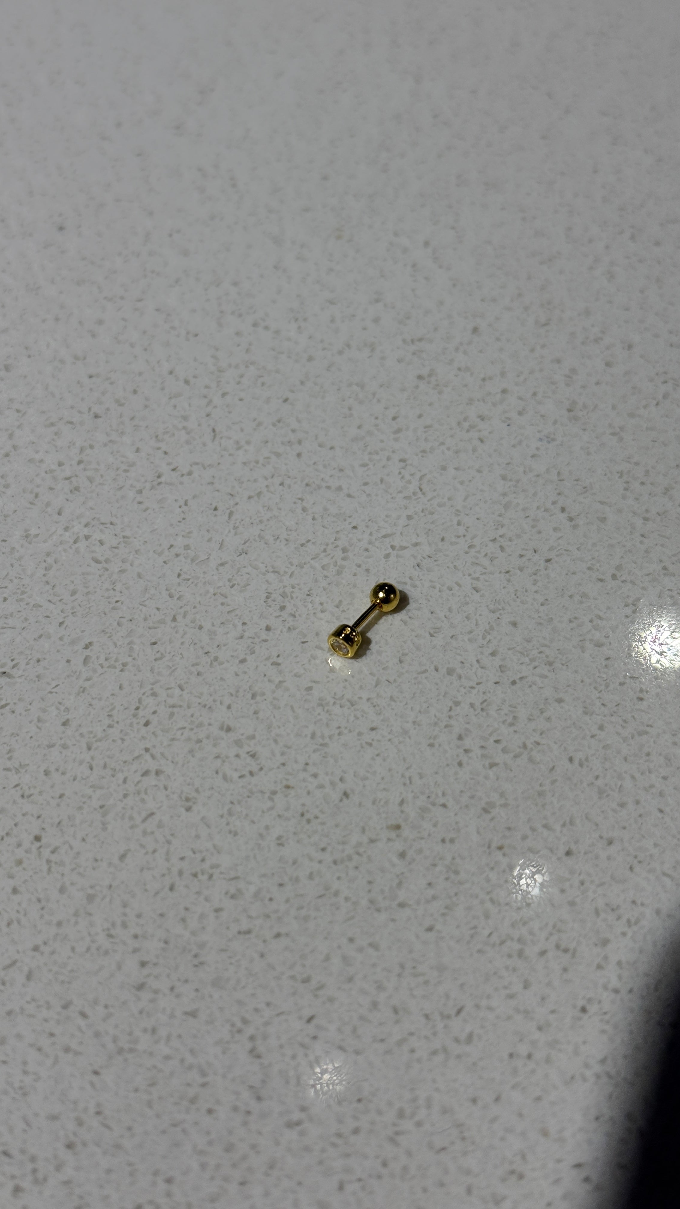 Punto de luz gold piercing