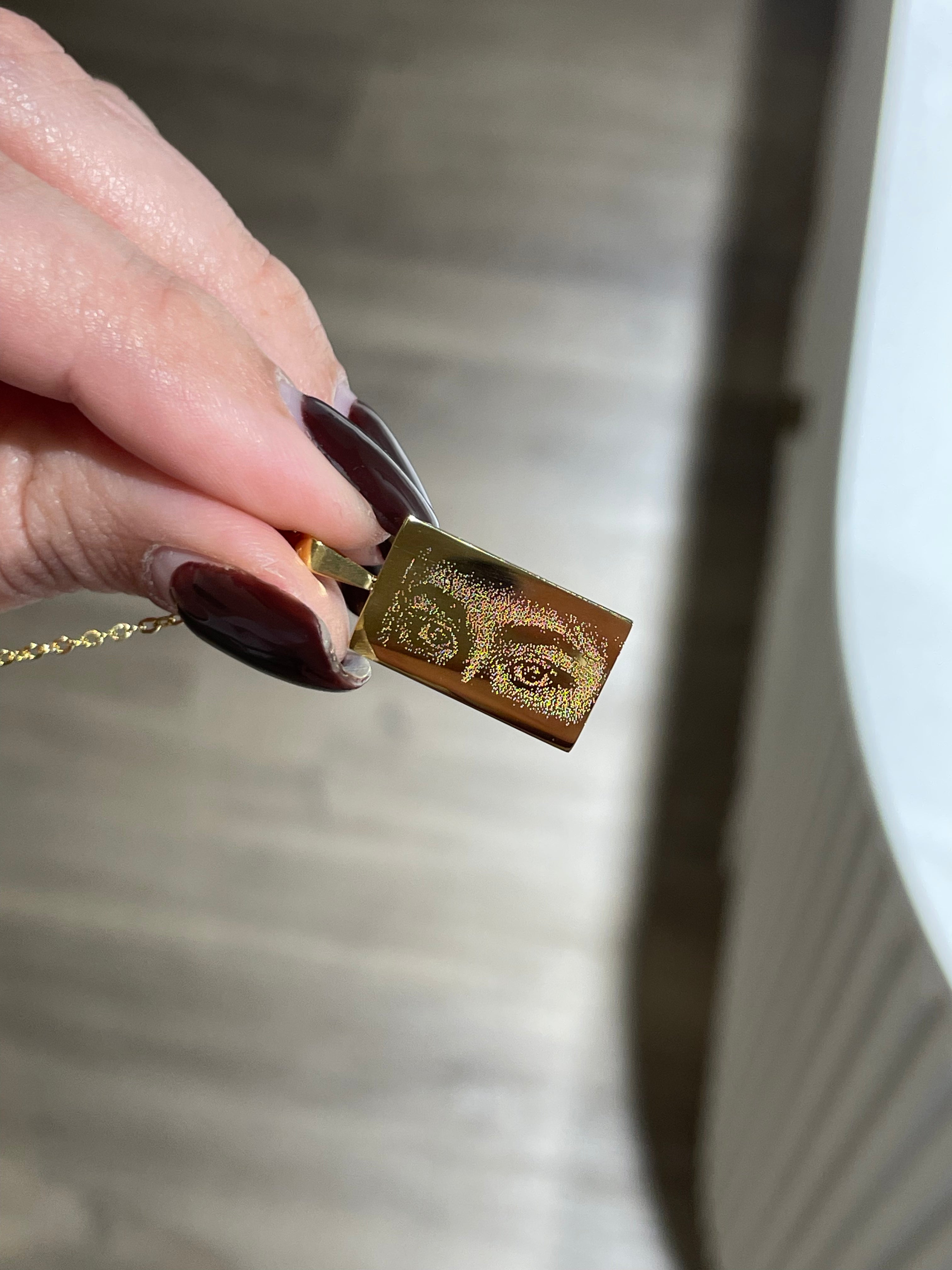 Placa acero gold unisex